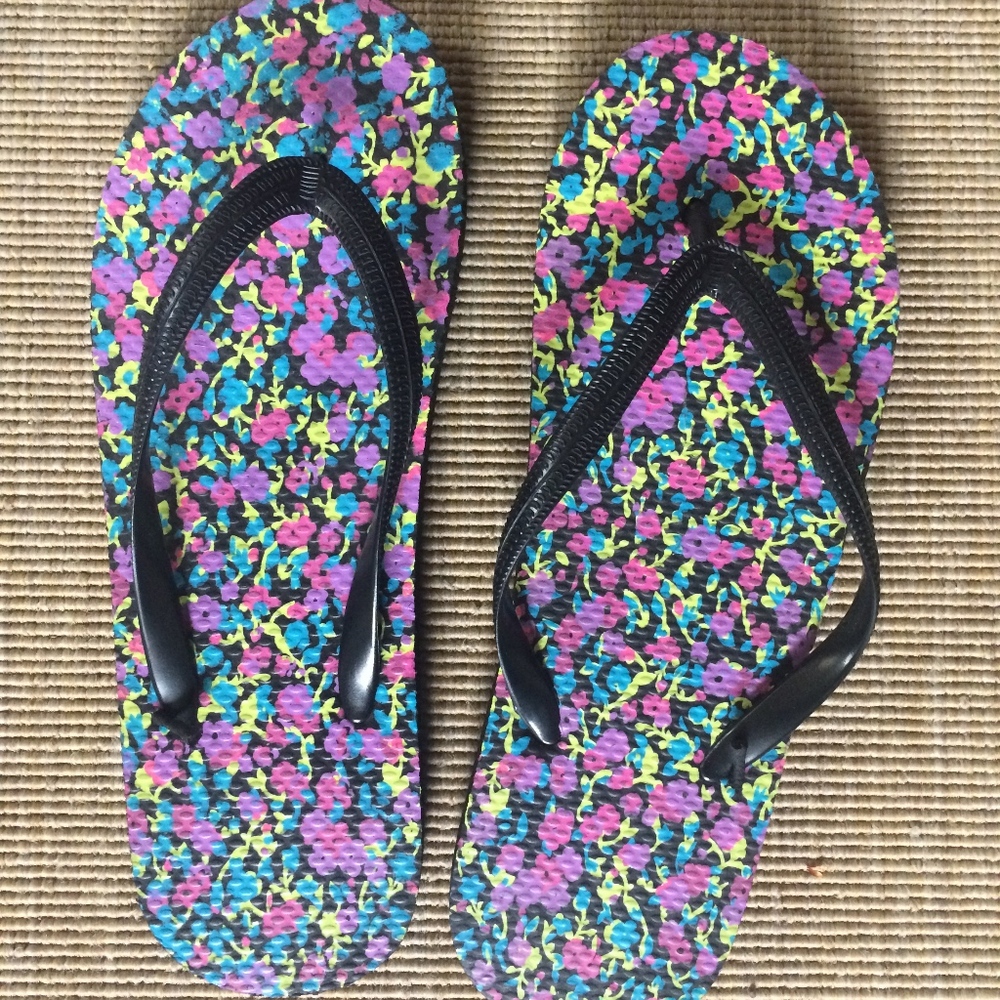 Floral summer flip flops